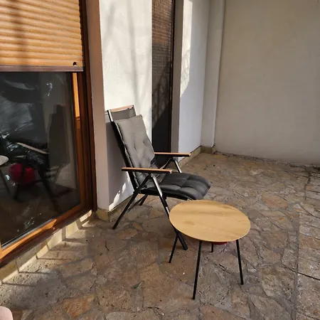 Apartment Happy Place Near Zvezdarska Forest